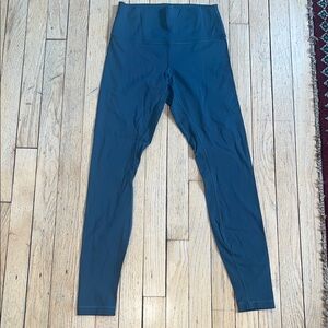 Lululemon wunder under size 6 high rise legging 25” blue/green
